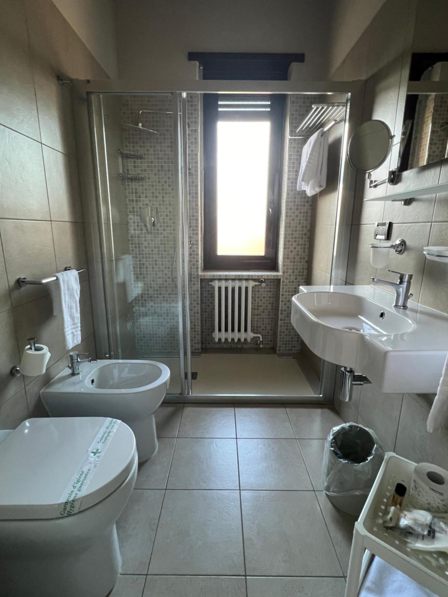 Hotel La Pace سان ماورو تورينيس المظهر الخارجي الصورة