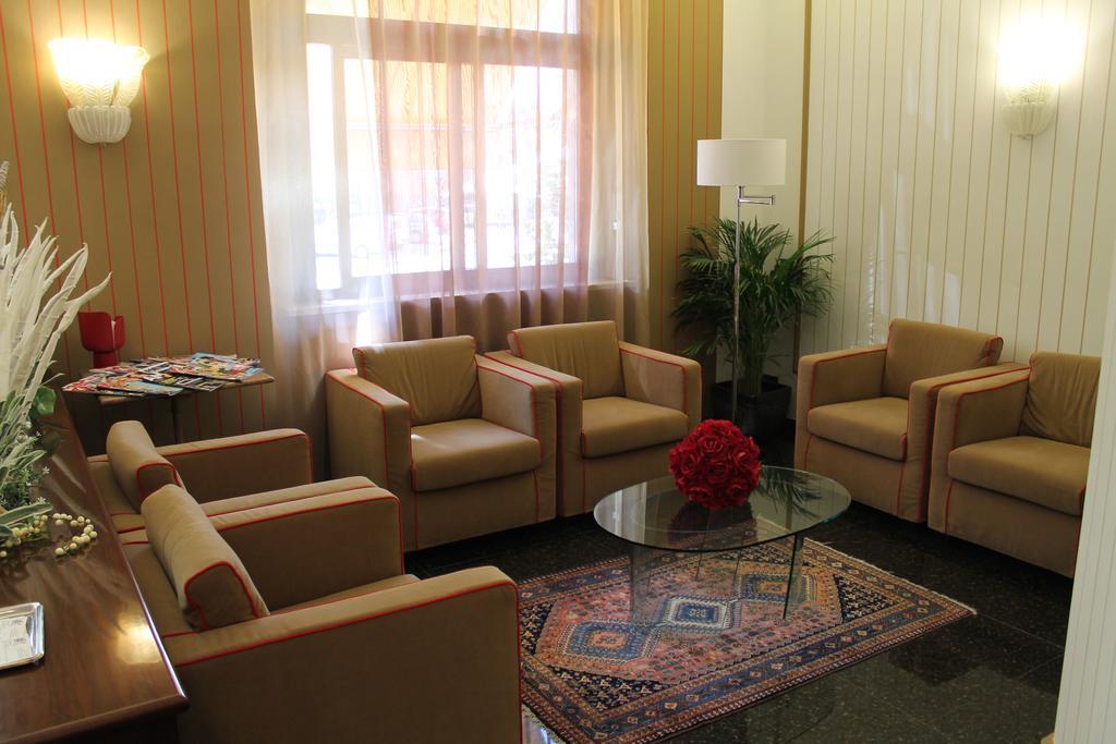 Hotel La Pace سان ماورو تورينيس المظهر الخارجي الصورة